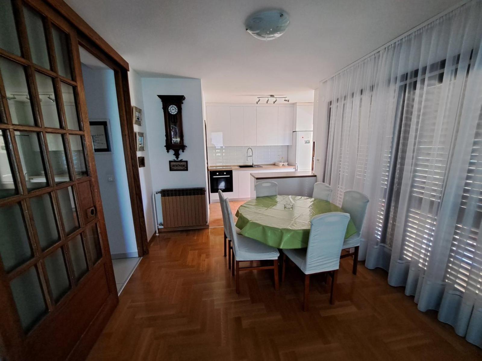 Apartmani Maver Свети свети Филип и Яков Екстериор снимка