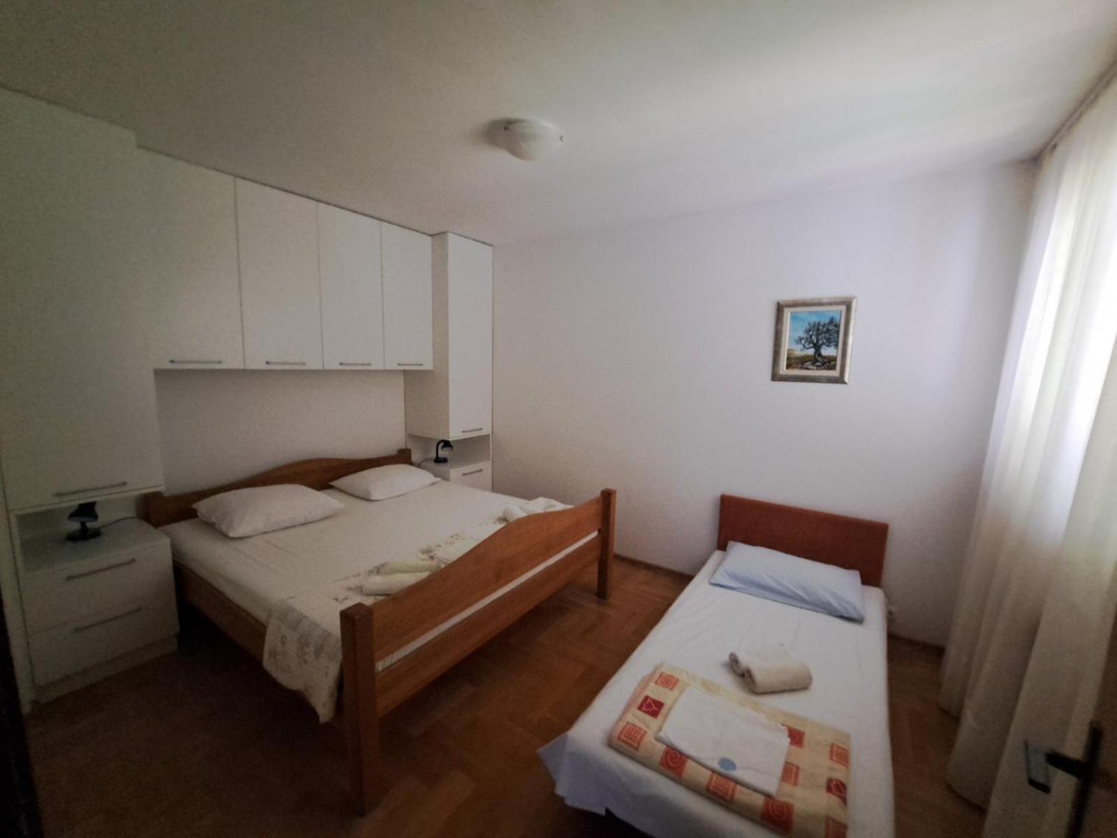 Apartmani Maver Свети свети Филип и Яков Екстериор снимка